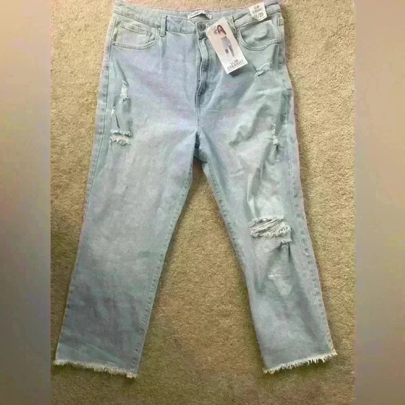 Slim straight women’s jeans 21/35 - Picture 1 of 7